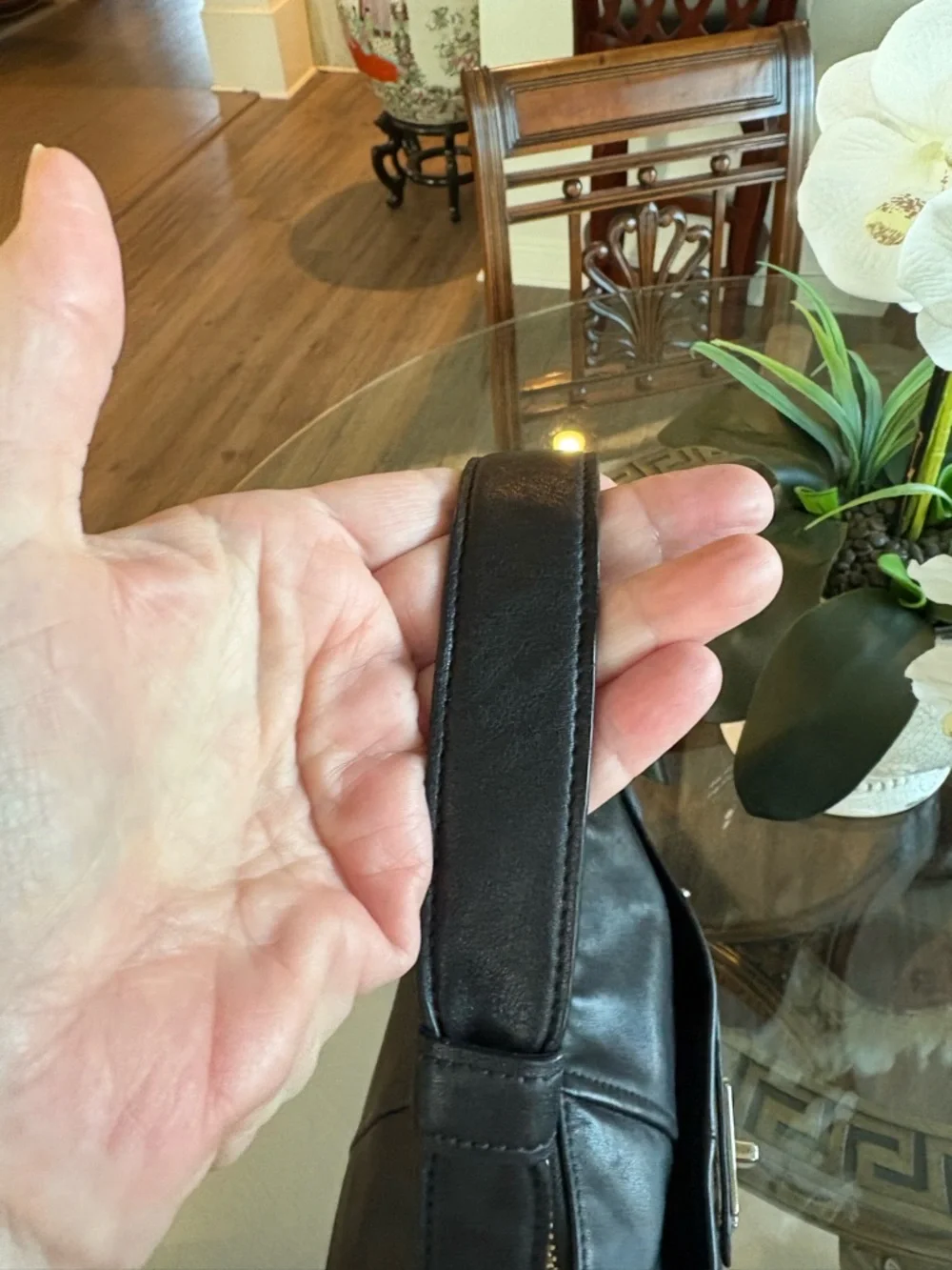 🖤🖤COACH CHELSEA ASHLYNN BLACK GLOVE LEATHER SHOULDER/HOBO BAG!🖤🖤